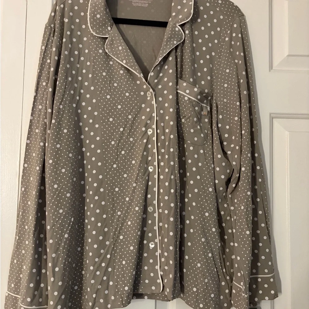 VS Modal Polka Dot Button-Up Pajama Top - Neutral Taupe with White Dots